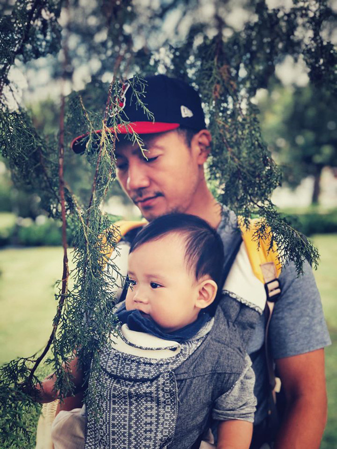 Nhiều năm im ắng sau mối tình với Hari Won, cuộc sống của rapper Tiến Đạt thay đổi 180 độ bên vợ con-7