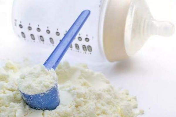Hồng Kông phát hiện 9 loại sữa bột trẻ em có chứa chất gây ung thư-1