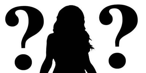 7 tin đồn bí ẩn nhất Kbiz nửa đầu năm nay: Idol nghiện phim sex, cặp kè 2 đại gia đến tân binh chuyên mê hoặc sao nam-5