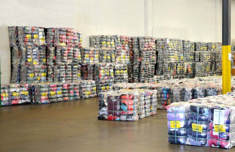 Với số vốn 20 triệu đồng, mẹ đơn thân quyết định nghỉ việc văn phòng, khởi nghiệp thành công với thu nhập gấp ba lần lương nhờ bán đồ second hand-4