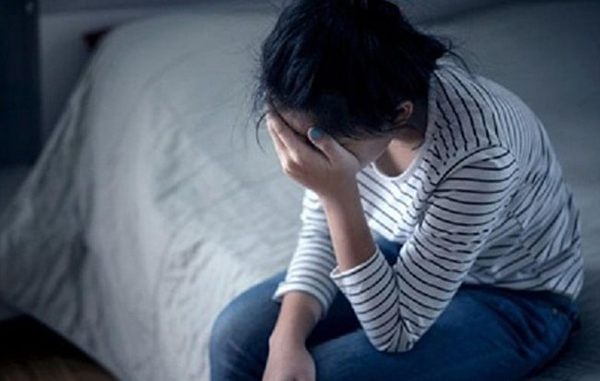 Chán vợ đẻ đến đứa thứ 4 vẫn là con gái, tôi ra ngoài kiếm đứa con trai nhưng một lần đứa bé vào viện cấp cứu mới biết mình ngu-1