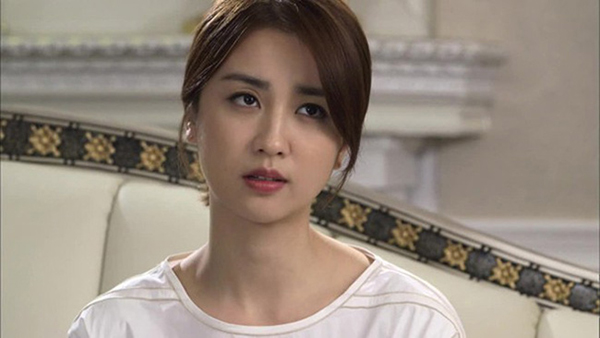 Cô gái lạ mặt cầm 1 tỷ đến yêu cầu bán chồng, tôi đồng ý ngay nhưng 3 ngày sau nhắn tin này khiến cô ta trả chồng ngay lập tức-2