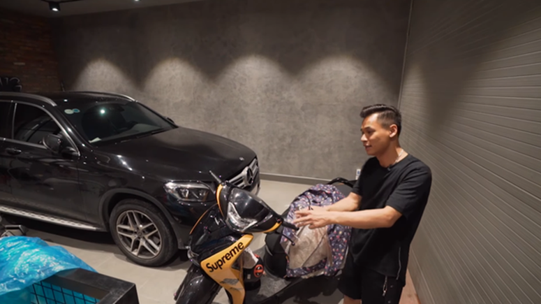 Khám phá dinh thự 7 tầng, có thang máy riêng cực hoành tráng của Độ Mixi-4