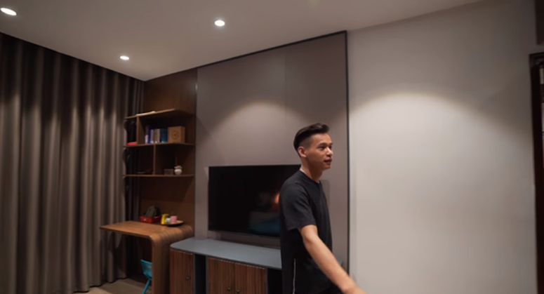 Khám phá dinh thự 7 tầng, có thang máy riêng cực hoành tráng của Độ Mixi-9