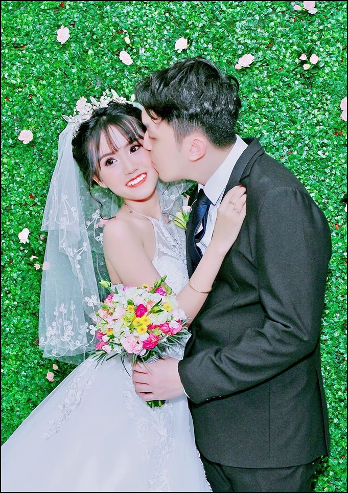 Cô gái Việt 18 tuổi lên xe hoa với thiếu gia Hong Kong: 3 ngày quen đã tính chuyện lâu dài, mẹ chồng chiều con dâu kiểu nhà giàu khiến ai cũng ghen tị-4