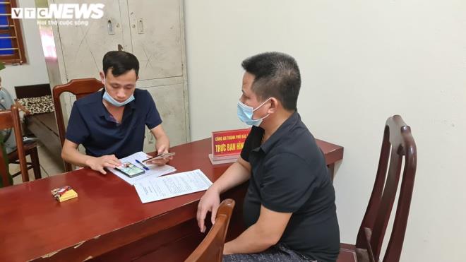 Không chỉ bắt quỳ, chủ quán nướng ở Bắc Ninh còn cầm dép tát vào mặt cô gái-2