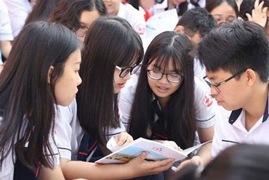 Nhiều trường đại học công bố điểm chuẩn theo phương thức xét tuyển học bạ