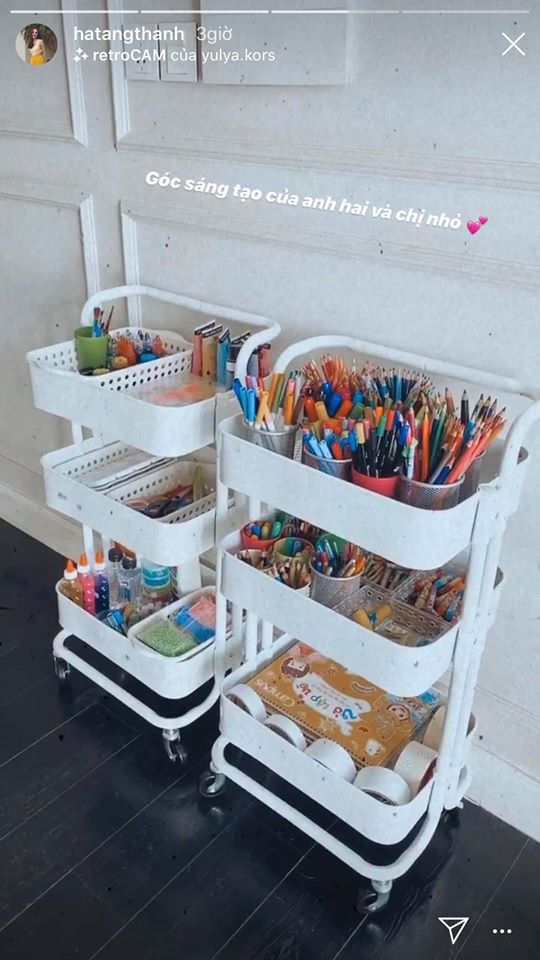 Con trai vừa trổ tài cắt dán, Hà Tăng đã đầu tư hẳn một góc sáng tạo nhìn là biết phong cách nhà giàu dạy con-1