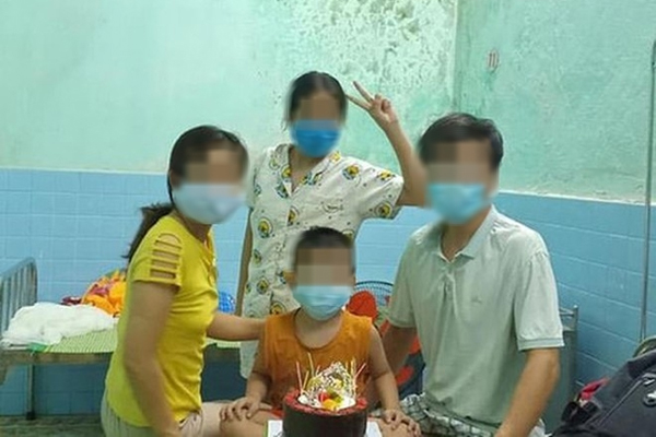 Cụ ông 76 tuổi mắc Covid -19 ở Hà Nội khỏi bệnh-1