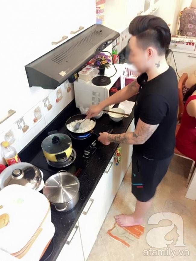 Sau đêm liên hoàn phốt của cặp vợ chồng hot MXH, ông chồng soái ca khiến hội chị em điên đảo 1 thời lại có hành động cực khó hiểu-1