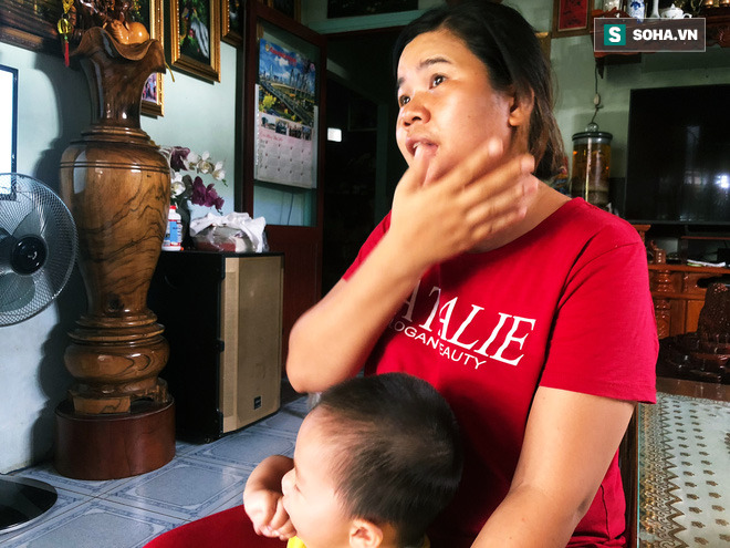 Người cứu 2 mẹ con vụ 3 người bị điện giật thương vong khi ngã xe: Vớt cô ấy lên, tôi chỉ biết khóc vì bất lực-2