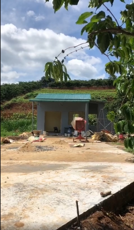 Hé lộ cơ ngơi đặc biệt chốn thiên nhiên của vợ chồng Tiến Đạt - Thụy Vy-8