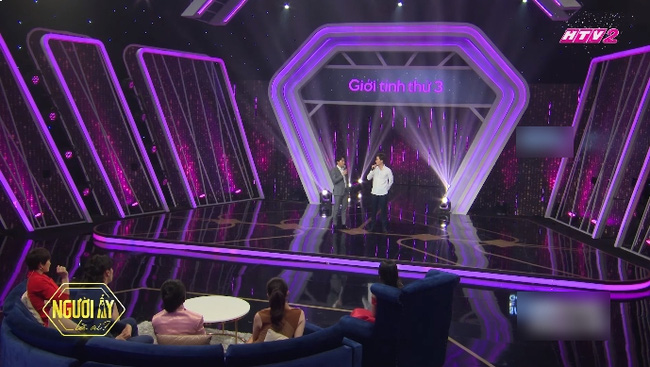 Tập cuối Người ấy là ai?” chắp vá xuyên suốt, phải dùng hình chụp để chèn vào, khán giả khẳng định sự cố là có thật-2