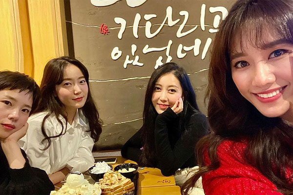 Hari Won kể chuyện mẹ ruột và chồng: Mẹ tôi nói luôn, anh Thành là đồ giả tạo, cách Trấn Thành đáp lại đầy thuyết phục-6