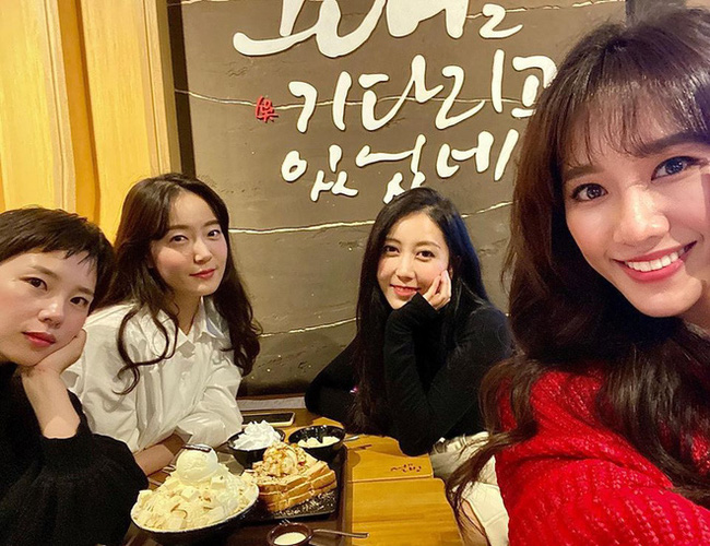 Hari Won gây chú ý với dòng trạng thái: Con gái khó chơi với nhau lắm... nên hiếm ai chơi được trên 5 năm-3