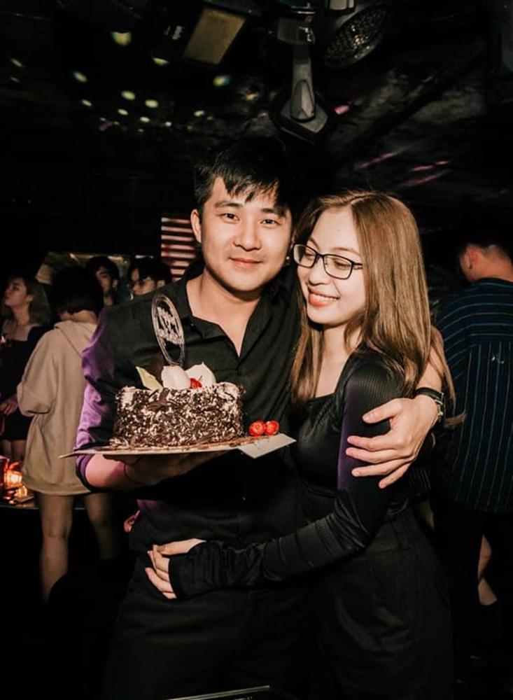 Hơn nửa năm chia tay, bạn trai thiếu gia của Nhật Lê khoe ảnh bên người mới, úp mở sắp lấy vợ-1