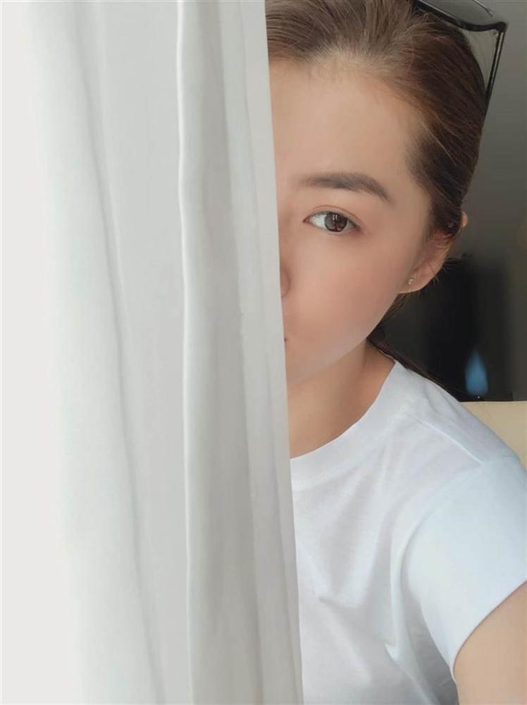 Hơn nửa năm chia tay, bạn trai thiếu gia của Nhật Lê khoe ảnh bên người mới, úp mở sắp lấy vợ-5