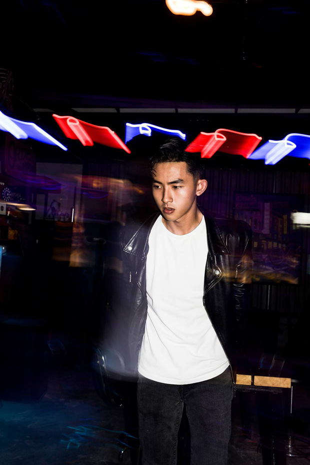 Trai đẹp lộ diện ở tập 5 Rap Việt: Từng đóng nam chính phim điện ảnh, cạo râu cái trông khác hẳn!-6