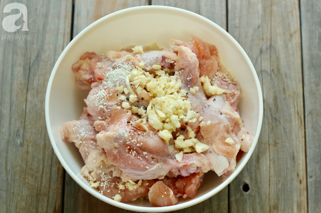 Vừa lười vừa vụng thì cuối tuần cứ làm gà nướng kiểu này đảm bảo cả nhà trầm trồ ngưỡng mộ-2