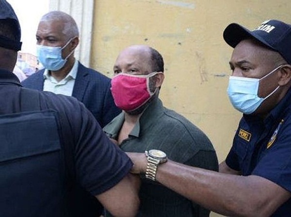 Bé gái 9 tuổi đột ngột mất tích không dấu vết, hình ảnh cuối cùng trên camera của em khiến cha mẹ chết lặng-3