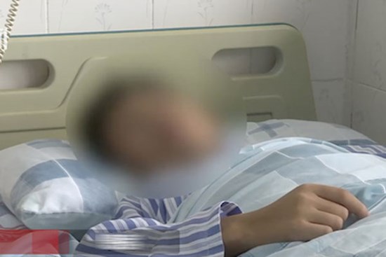 Vì thói quen uống nước tai hại này, chàng trai 26 tuổi đã nhiễm ký sinh trùng trong não, cả thế giới có 3000 ca mắc bệnh như vậy