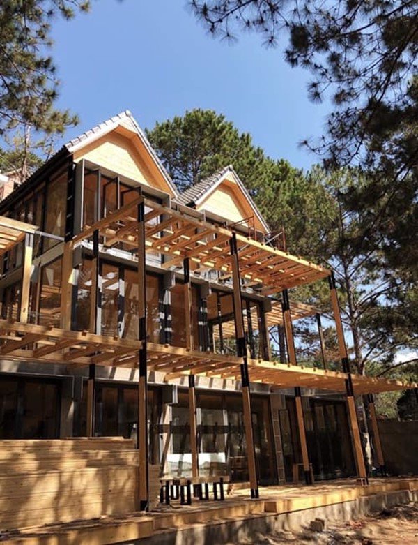 3 người đẹp miền Tây lấy chồng giàu bỏ showbiz: Ở biệt thự dát vàng, nhà to nhất phố-2