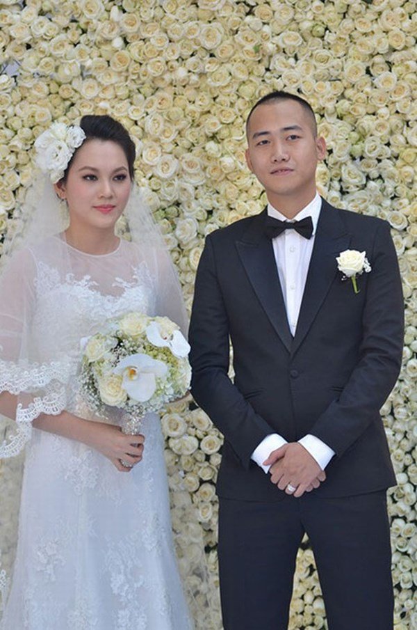 3 người đẹp miền Tây lấy chồng giàu bỏ showbiz: Ở biệt thự dát vàng, nhà to nhất phố-10