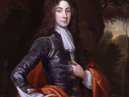 Bóng dáng bí ẩn tại hành lang của tòa nhà khiến dân mạng xôn xao và nguồn cơn đến từ bi kịch của người vợ với mối tình vụng trộm-3