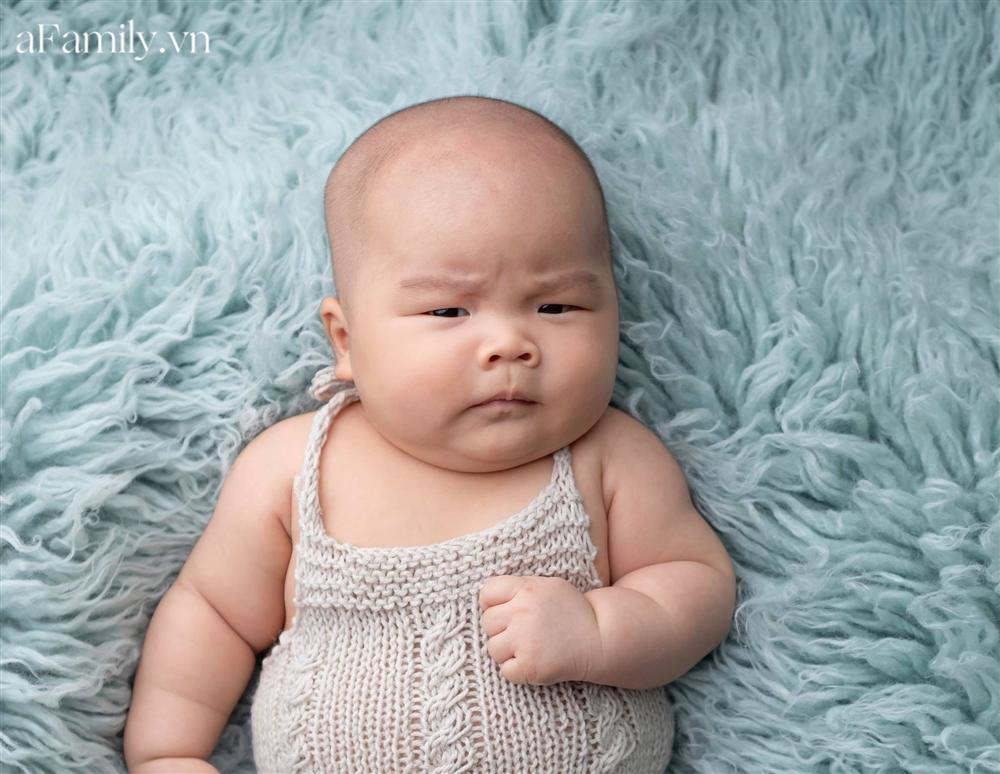 Lúc mang thai quạo suốt ngày, đẻ xong nhìn mặt con bà mẹ chỉ biết thốt lên: Đúng là kết quả một thai kỳ hằn học-6