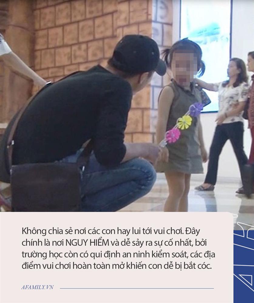 Từ vụ bắt cóc cháu bé 2.5 tuổi ở Bắc Ninh, hoảng hốt nhìn lại một nơi nguy hiểm không kém nhưng bố mẹ vẫn thường xuyên mắc sai lầm-3