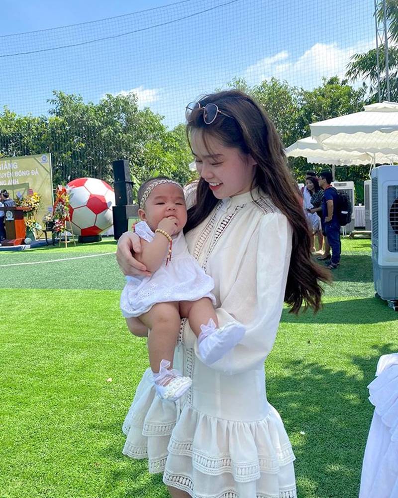 Bức ảnh duy nhất liên quan đến Quang Hải được Huỳnh Anh giữ lại sau khi bỏ trạng thái hẹn hò-2