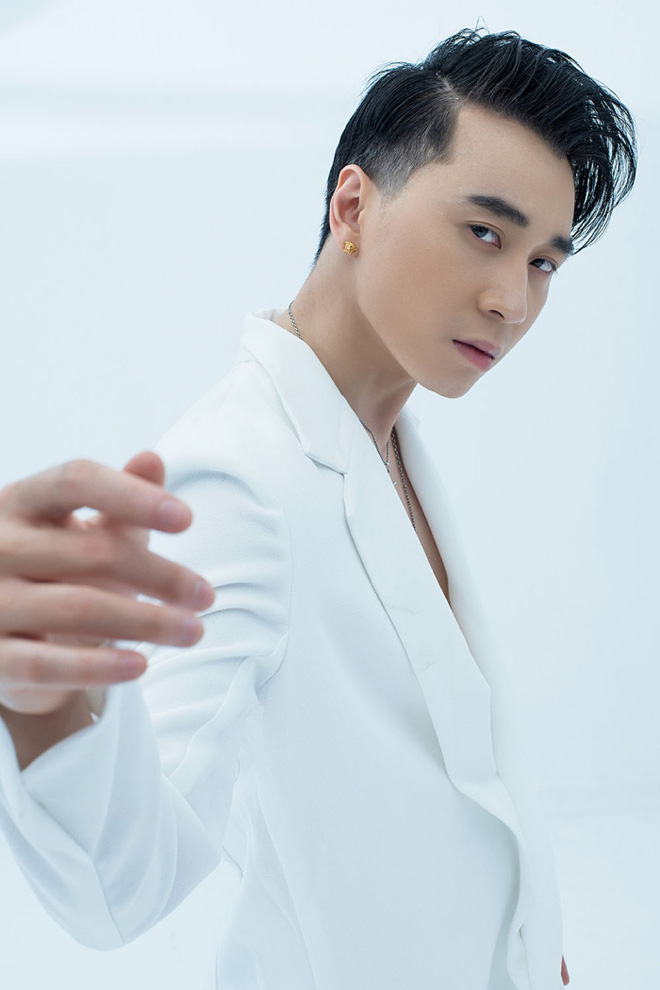 Tình sử Karik: Yêu toàn hot girl đến sao đình đám, ồn ào nhất mối tình 3 năm với Trang Pilla, liệu Bella có là chân ái?-4