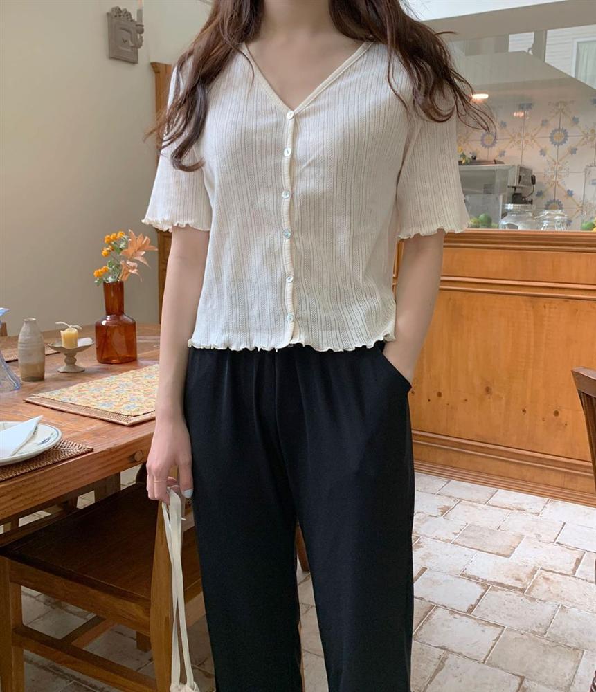 Dân sành điệu sẽ tích cực diện 4 items sau khi thu về, bạn nên sắm bằng hết để thay máu phong cách-4