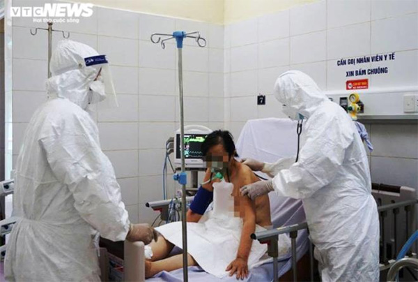 Thêm bác sĩ và nhân viên y tế Đà Nẵng mắc COVID-19-1