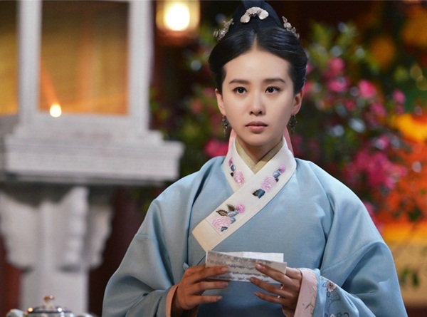 Nàng phi tần chết đói ở tuổi 18: Mang thai hơn 10 tháng chưa sinh nên bị tống vào biệt cung, sau đó bị hoạn quan hãm hại thê thảm-1