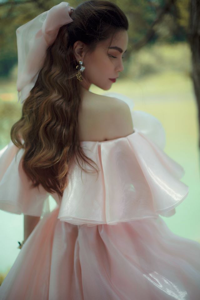 Hà Hồ quả là Bà Hoàng sang chảnh: Diện toàn đồ rộng thùng thình, có khi còn cưa sừng làm nghé mà vẫn đẹp bất chấp-6