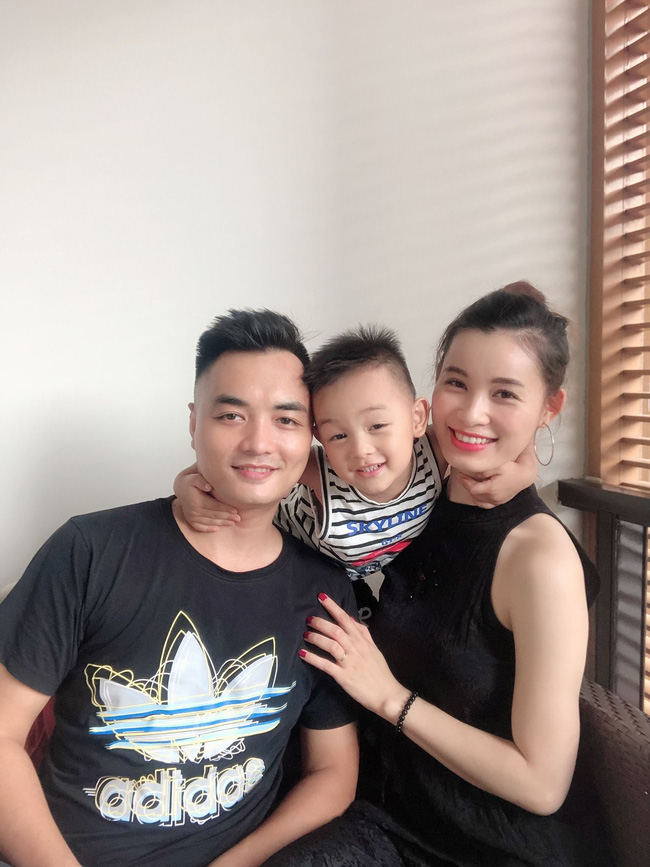 Tiết lộ cuộc sống sau hôn nhân, ông bố trẻ bất ngờ nổi tiếng vì bộ ảnh bắt trọn khoảnh khắc vợ hiền... lột xác tung liên hoàn cước và sự ăn năn tìm cách để vợ vui-13