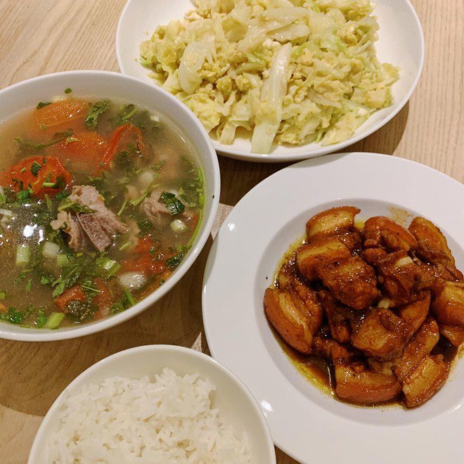 Chưa chồng mà Bích Phương làm cơm ngon chuẩn vợ đảm, bảo sao bao anh lao vào xin rửa bát-14