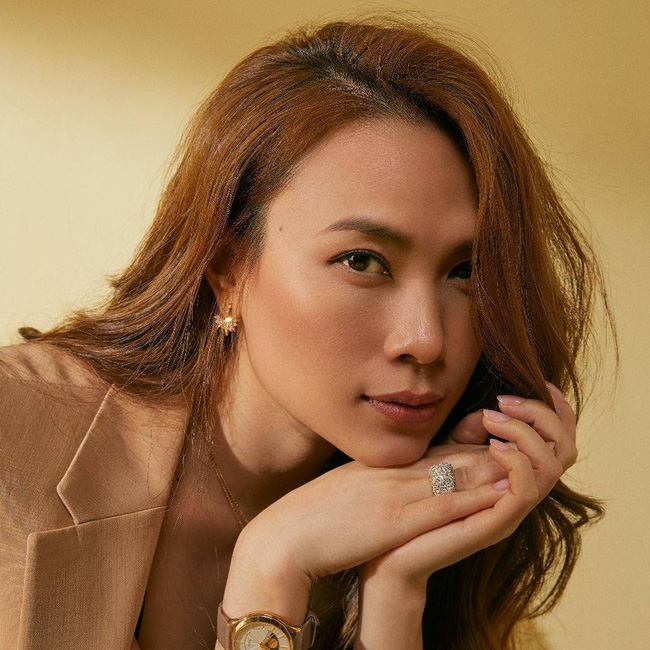 HOT: Mỹ Tâm hẹn 21h livestream để ba mặt một lời về tin đồn mang thai-1