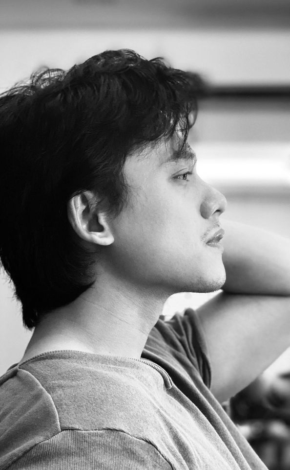 Tan chảy với hình ảnh Mai Tài Phến ôm đàn guita, thủ thỉ nhắn nhủ tới ai đó: Cảm giác trong anh bây giờ có lẽ hơn cả yêu-2