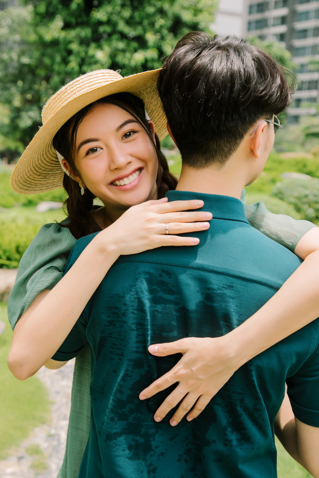 Thúy Vân lần đầu khoe ảnh mang bầu 6 tháng, hạnh phúc bên chồng đại gia-2