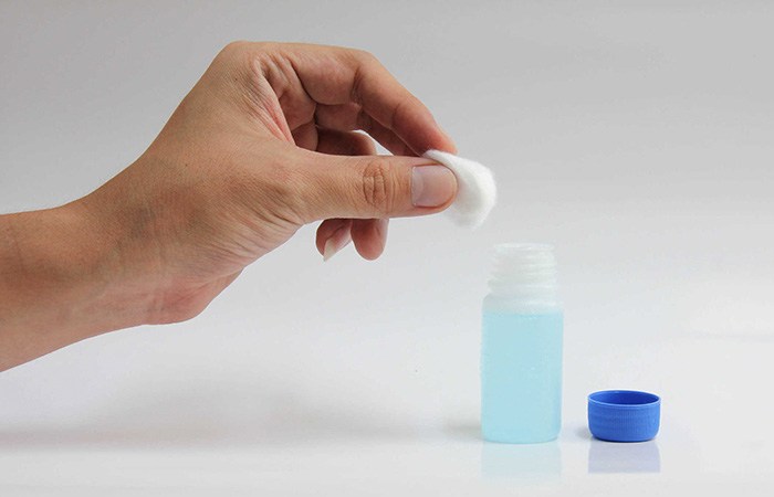 Bỏ nước lau kính đầy hóa chất đi, đây là cách khiến nó sạch bong nhờ nguyên liệu rẻ tiền-1