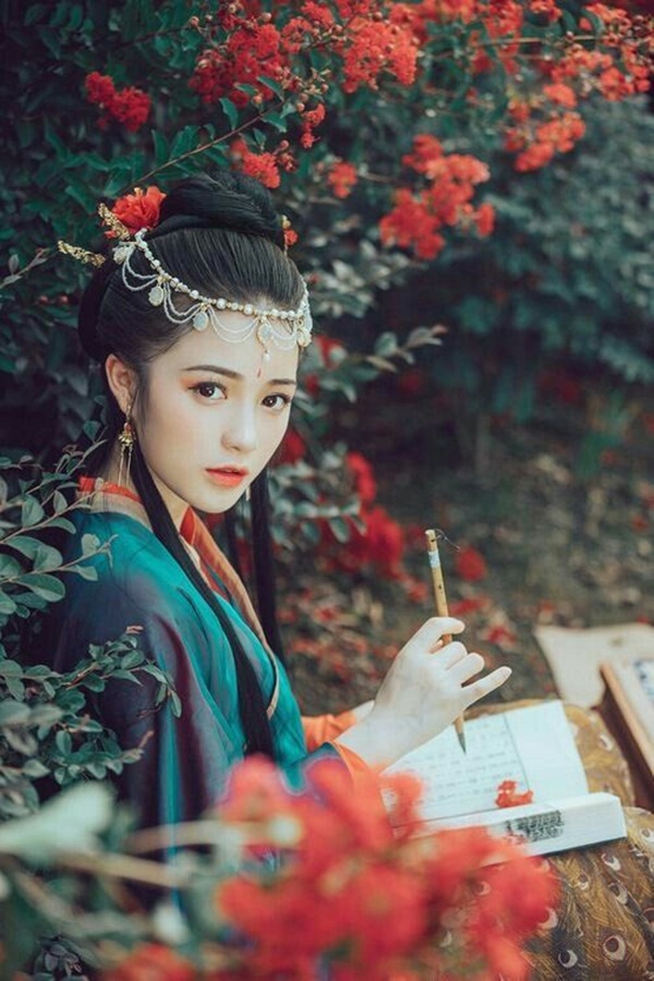 3 con giáp càng vui vẻ càng giàu có, qua tháng 7 âm lịch có quý nhân và thần tài chiếu cố, cuộc sống viên mãn đang chờ phía trước-2