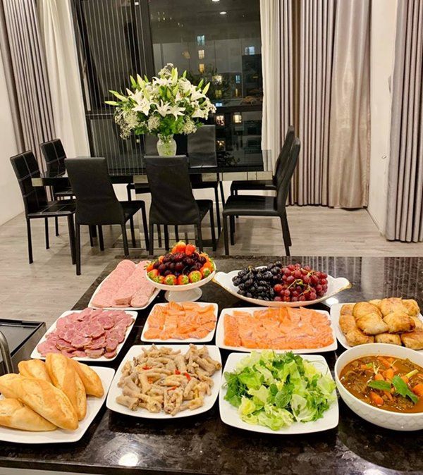 Mỹ nhân lấy đại gia hơn 12 tuổi, đi đẻ được tặng quà 4 tỷ, ở nhà ven Hồ Tây-7