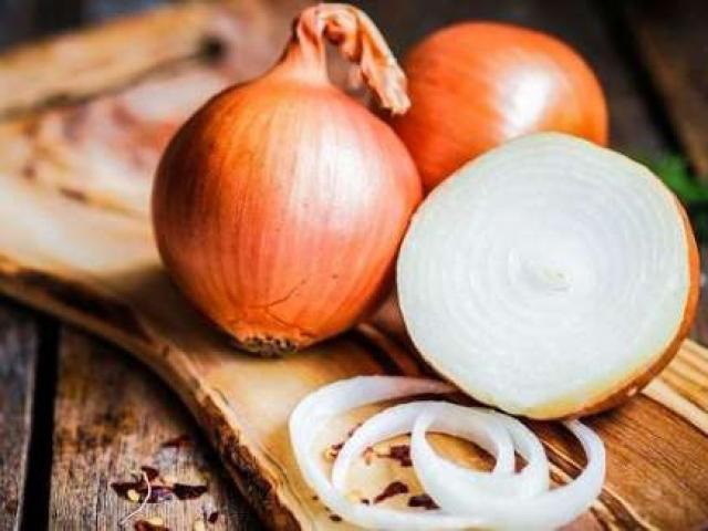 Đặt loại củ này trong bếp, gián mẹ cõng gián con chạy bán xới-2