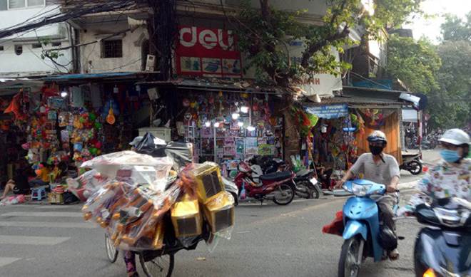 Khẩu trang cúng cô hồn 170.000 đồng/cái gây choáng-8