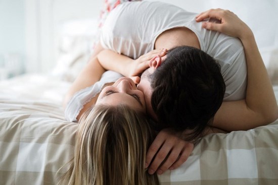 Chồng ngoại tình suốt 45 năm, có 2 nhân tình 3 con riêng, vợ vẫn nhẫn nhịn và cái kết