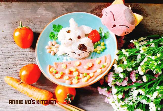 Mẹ làm cơm đĩa quá đẹp, con thương bạn chẳng dám ăn, mẹ đành xới bát khác-7