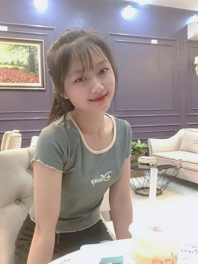 Cô bạn xinh như hot girl đạt 3 điểm 10 thi tốt nghiệp: Bố mất sớm, gia đình cận nghèo, thức học đến 6h sáng-6