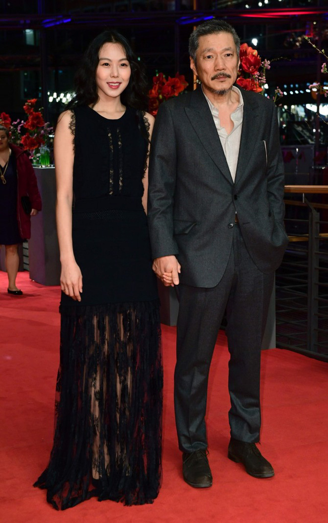 Vụ ngoại tình chấn động cả xứ Hàn: Đạo diễn U60 bỏ vợ theo nàng thơ 18+ đáng tuổi con, tiểu tam trơ trẽn thách thức bà cả-11